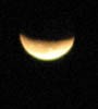 Gerhana Bulan Terlihat Jelas Warga Surabaya 